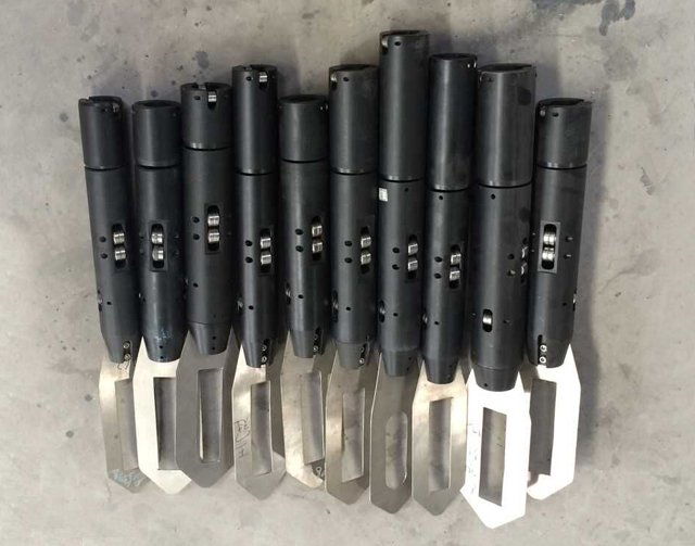 makineritë e etiketimit me mëngë qendrore.jpg