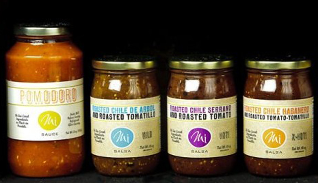 makina me mbulim vakum kavanoza qelqi automatike