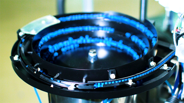 ushqyerja e tapave.jpg