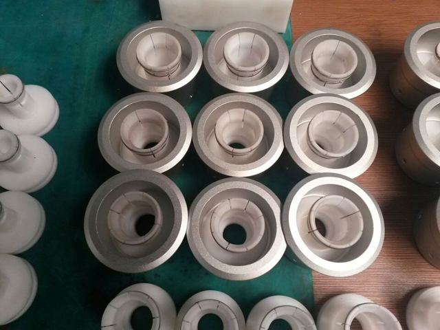 mbajtëse tubash.jpg