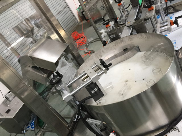 shishe unscrambler lifting system.jpg