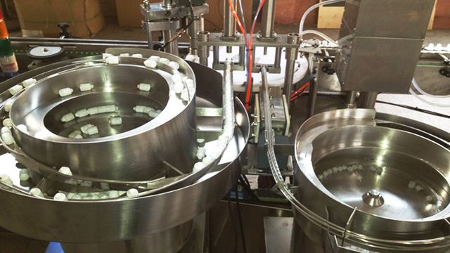 linja mbushëse E lëngshme.jpg