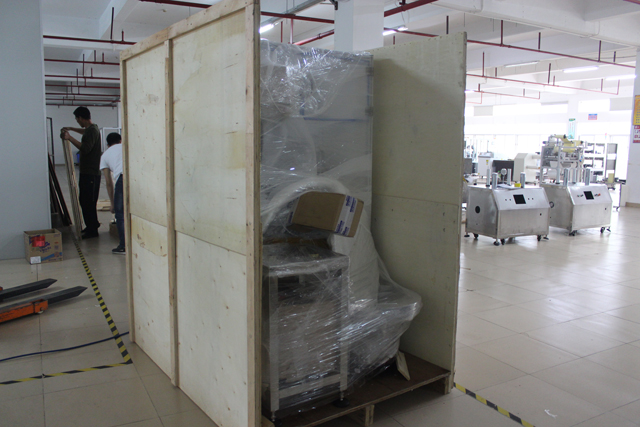 paketim kasë druri për etiketim horizontal (1).JPG