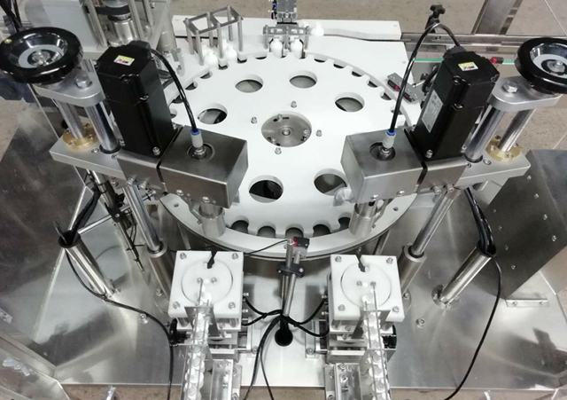 shishe robot krahu ushqyes.jpg