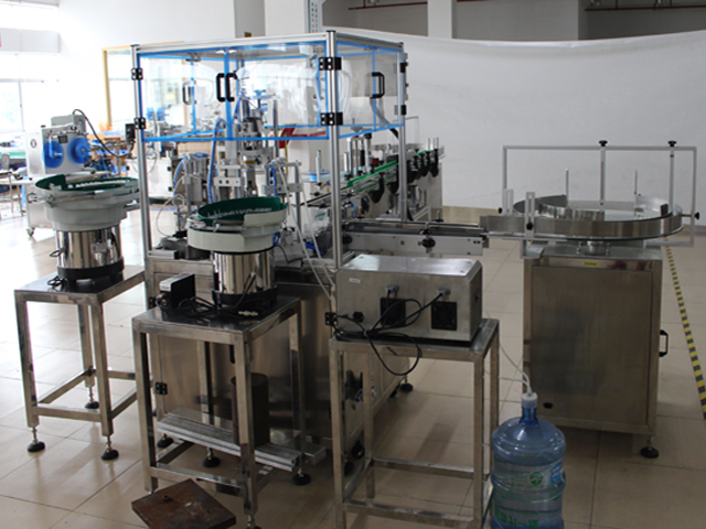 fotot aktuale të mbushjes së tapave etiketimi.jpg