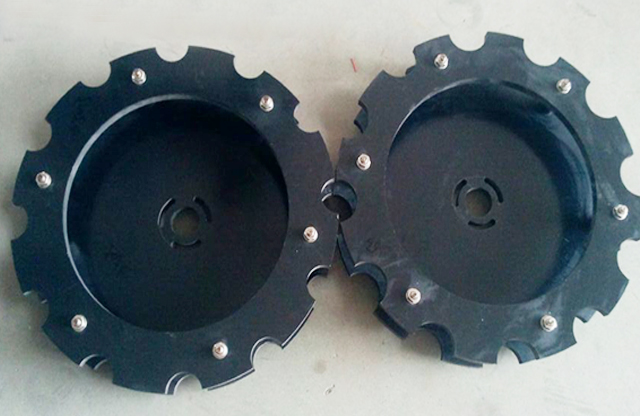 tapa për makineri kapëse.jpg