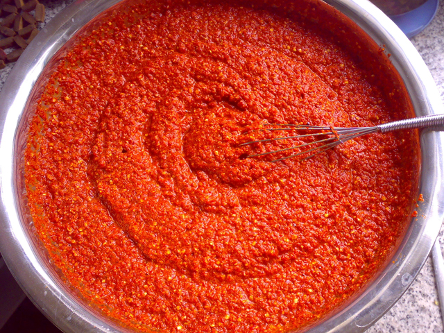 tomato sauce for filling Salcë piper.jpg