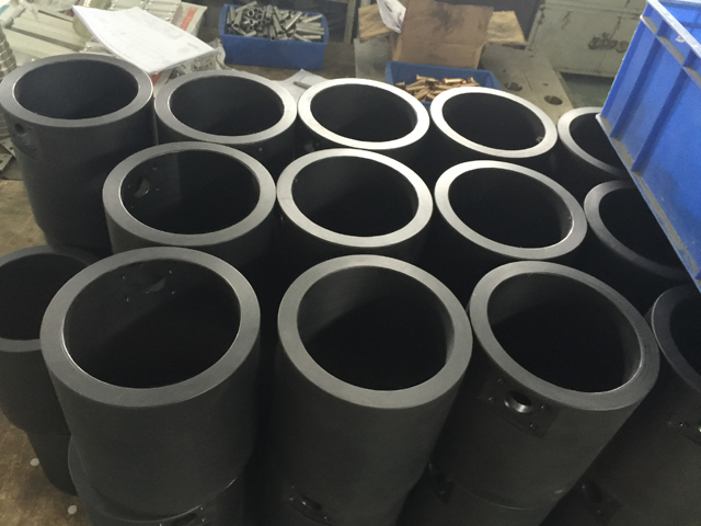 kallëp për kavanoza me madhësi të ndryshme.jpg