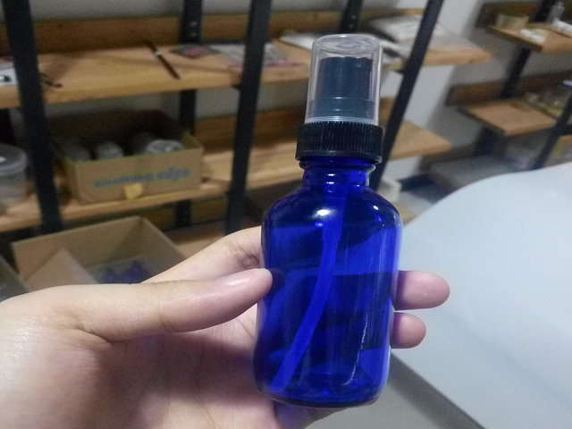 Shishe me vaj esencial.jpg