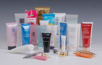 Makine per Mbushjen dhe Mbylljen e Tubave Plastike.jpg